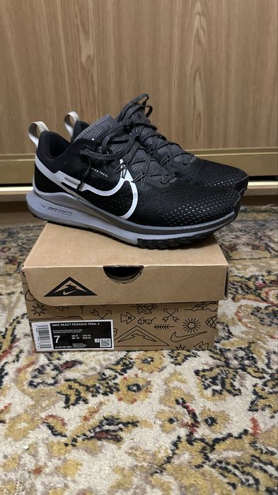 Кросівки Nike Pegasus trail 4, us7