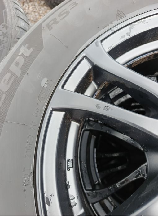 Felgi aluminiowe + opony zimowe 5 x 114,3 R 16 Honda Hyundai
