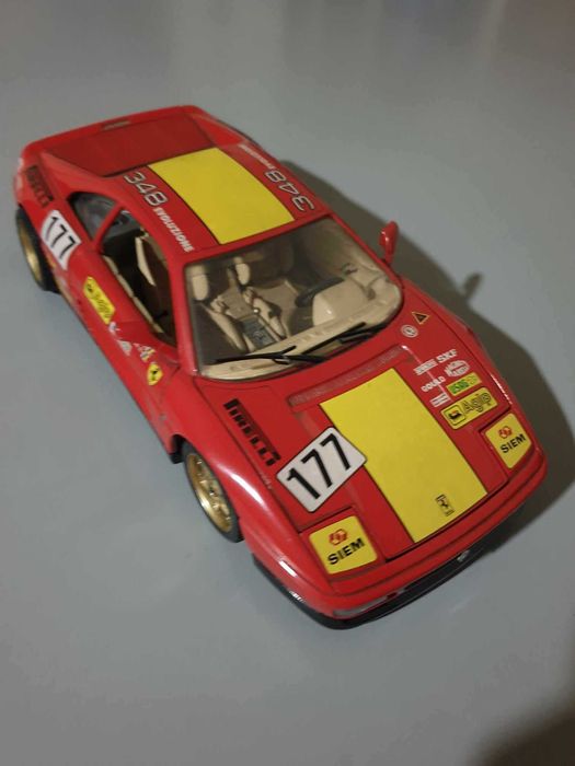 Coleção Burago 1/18