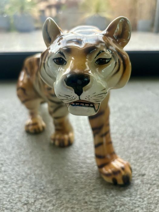 Duża Figura Porcelanowy Tygrys Royal Dux Czechosłowqcja lata 1960te