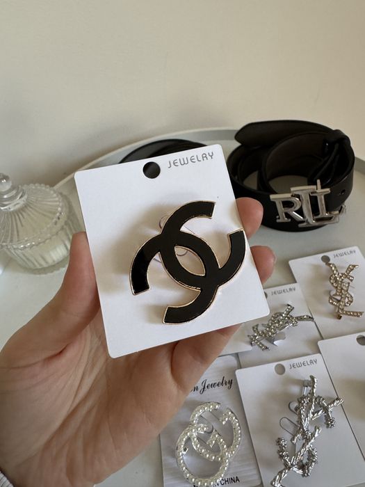 Брошки брендові