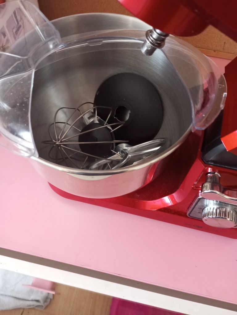 Robot planetarny Clatronic 1000 w