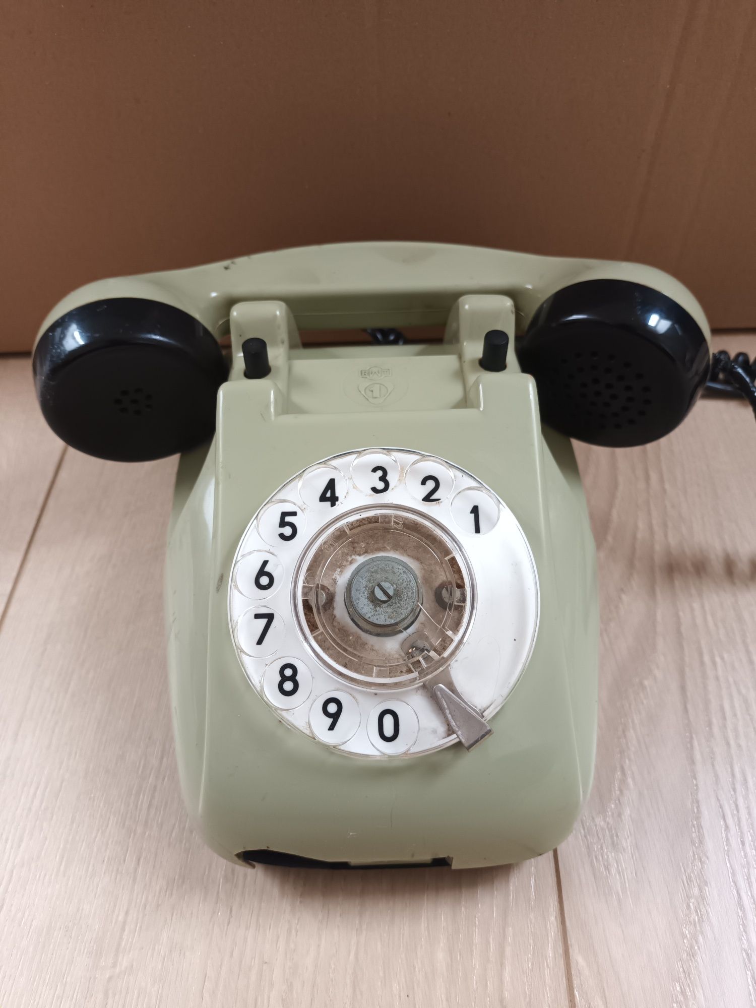 Telefon stacjonarny RWT CB-662 chyba 1973 rok