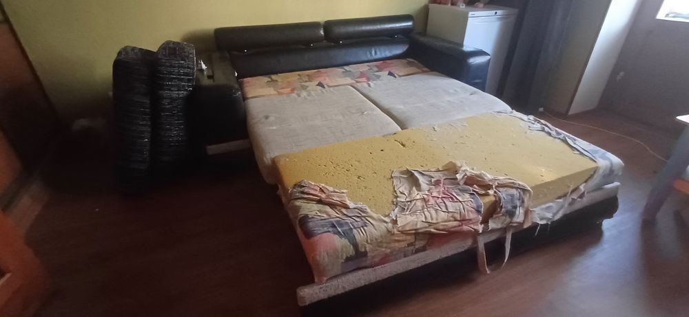 продається розкладний диван