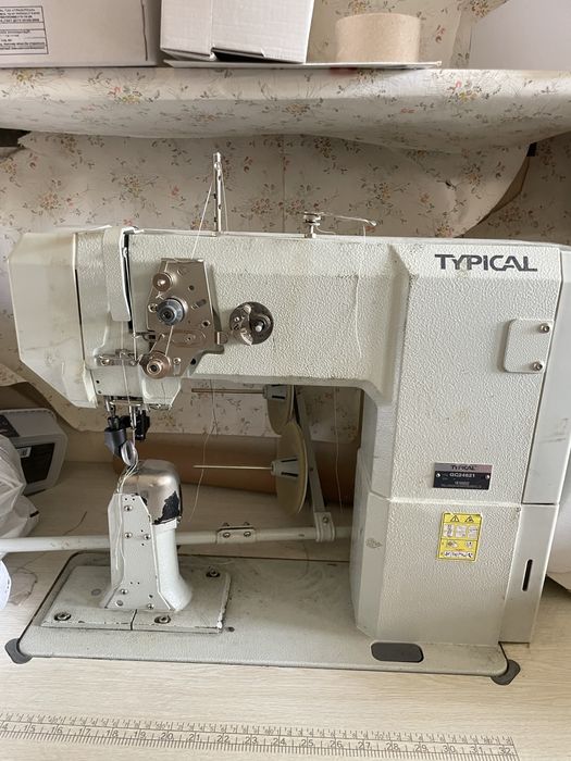 Колонковая промышленная швейная машина Typical
