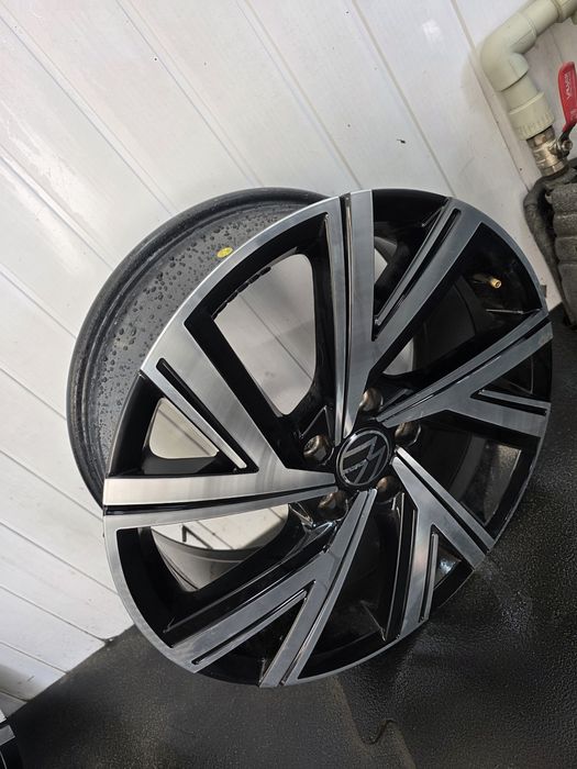 Felgi 5x112 golf 8 gti