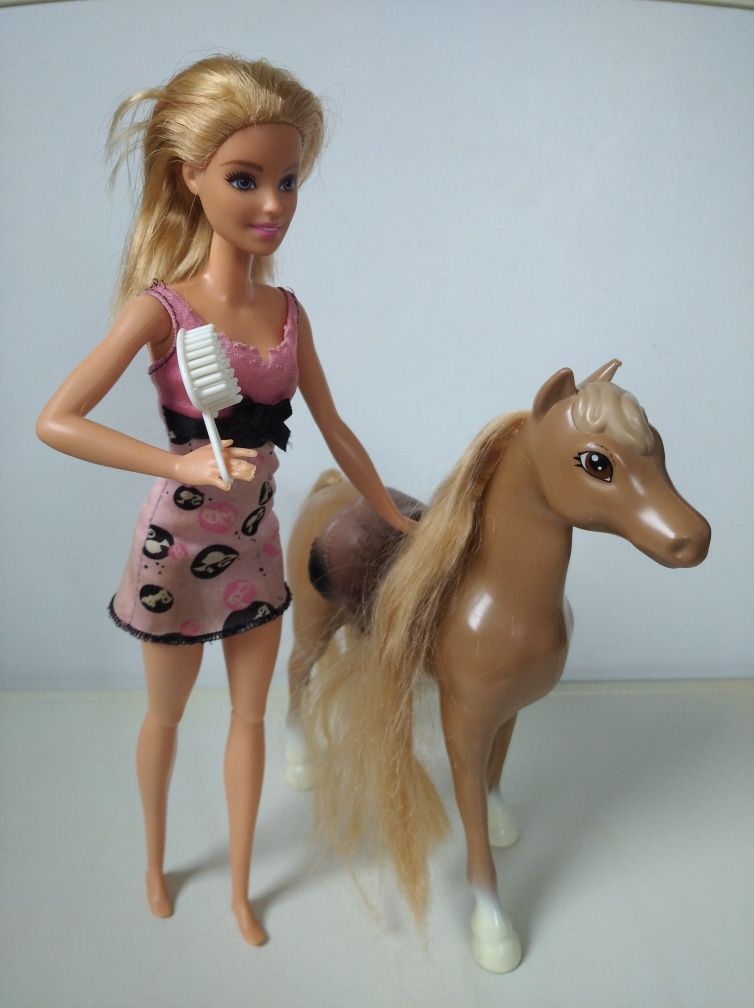 Mattel Barbie з коником за все.Коник для ляльок