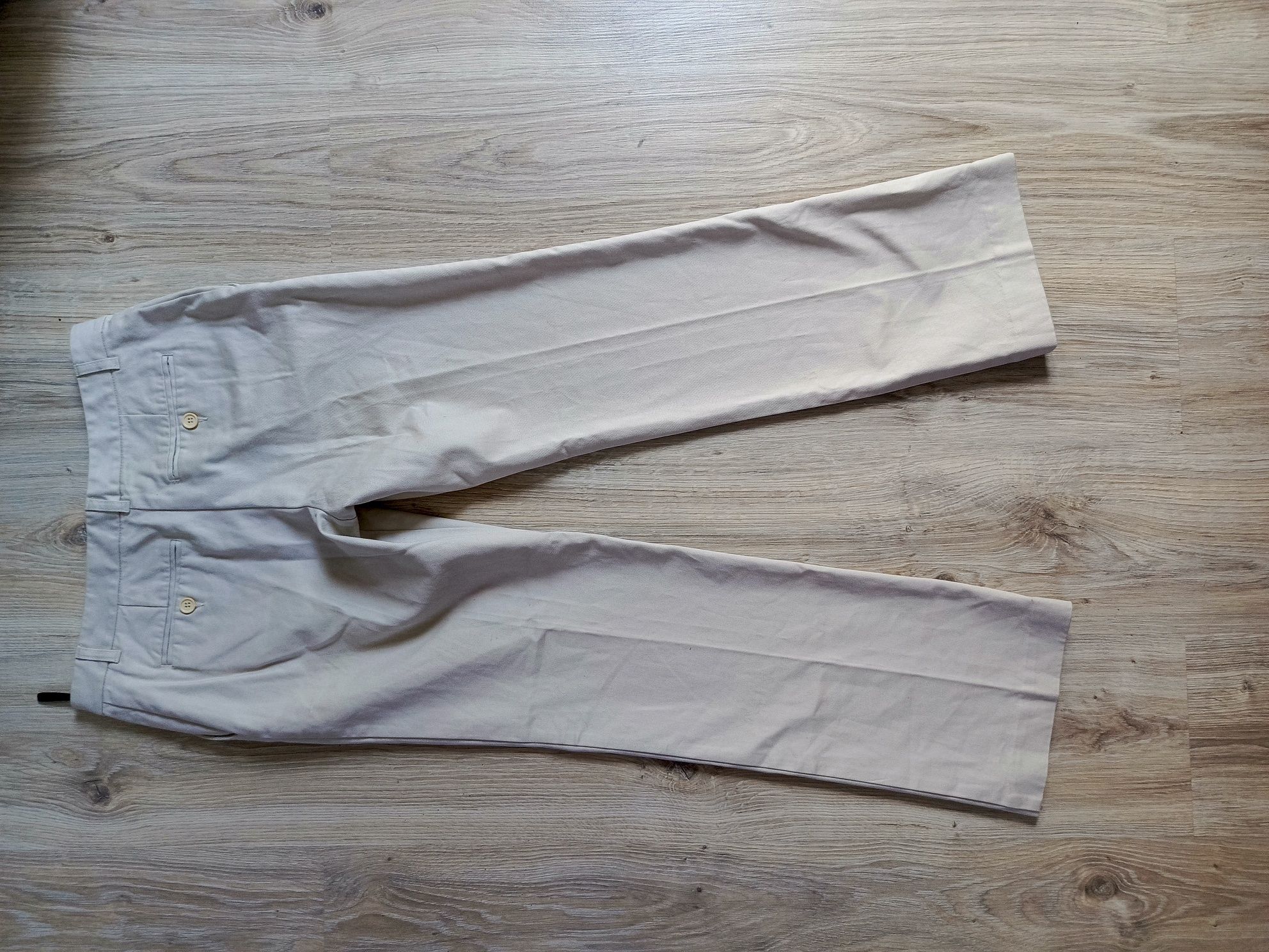 Eleganckie spodnie rozmiar M damskie w kant praca biurowa