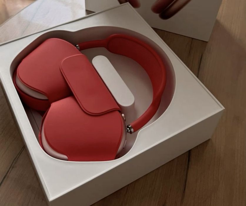 Apple AirPods Max - Red / Stan idealny + pudetko