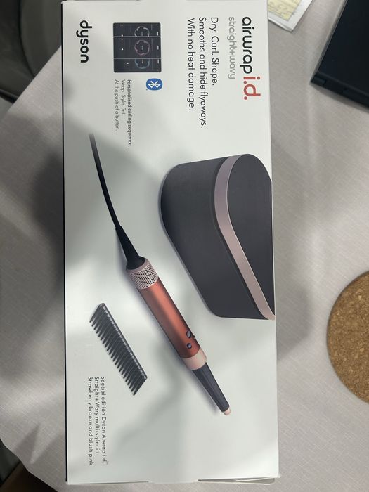 Фен dyson airwrap id