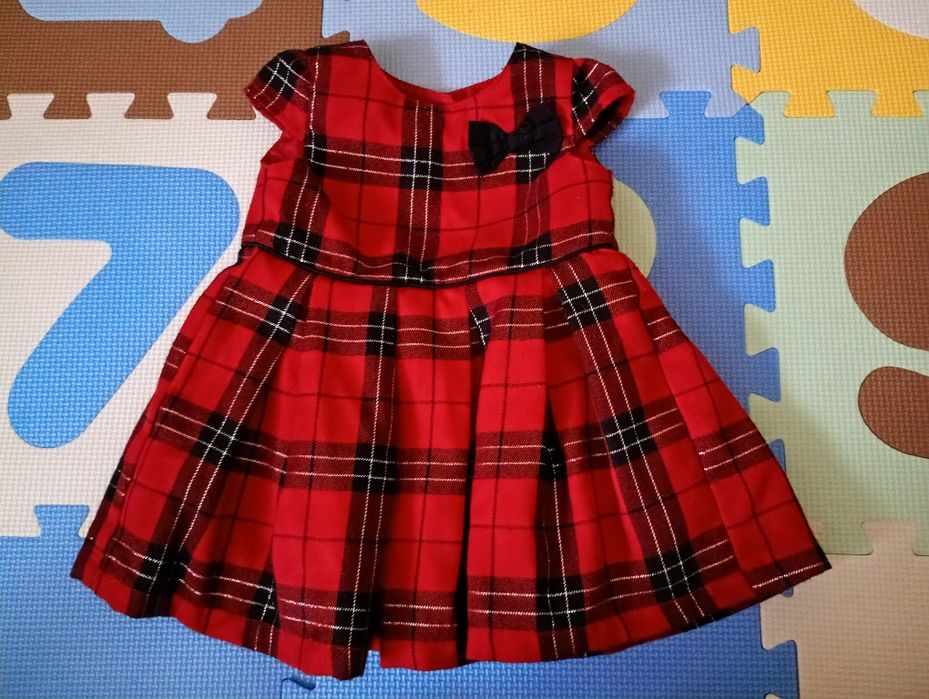 Sukienka dla dziewczynki 6-9miesiecy