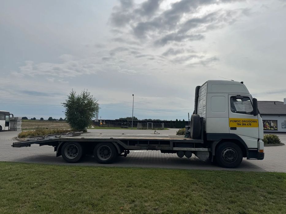Volvo FH12  Volvo FH12 Autolaweta | 2001 | 380 KM | 15T ładowności