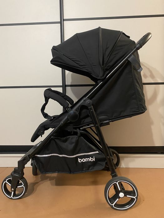 Коляска прогулянкова НОВА