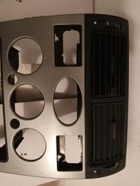 Ramka radia Forda Mondeo MK3, ramka nawiewu klimatyzacji