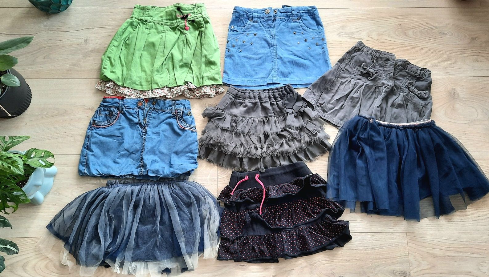 6 spódniczek plus 2 gratis 110 116 zara coccodrillo sergent major Rese