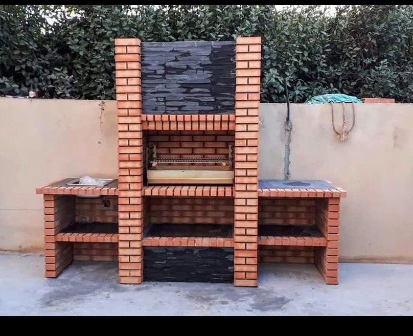 Churrasqueiras  rusticas e linha moderna