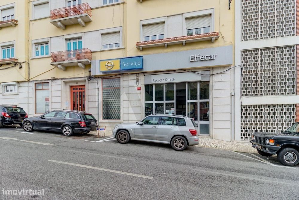 Trespasse de garagem em excelente localização, perto do Instituto Supe