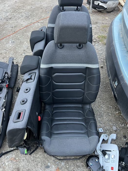 Сидіння ліве праве citroen e-c4 2023 рік