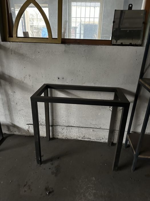 Стілажі жалізні з