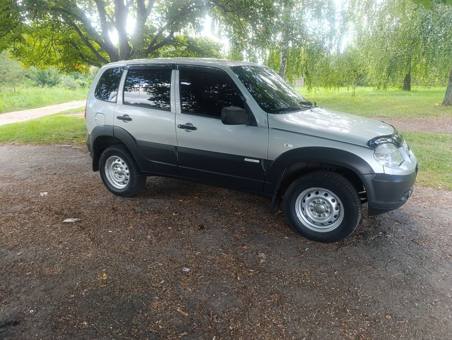 Chevrolet Niva 2011