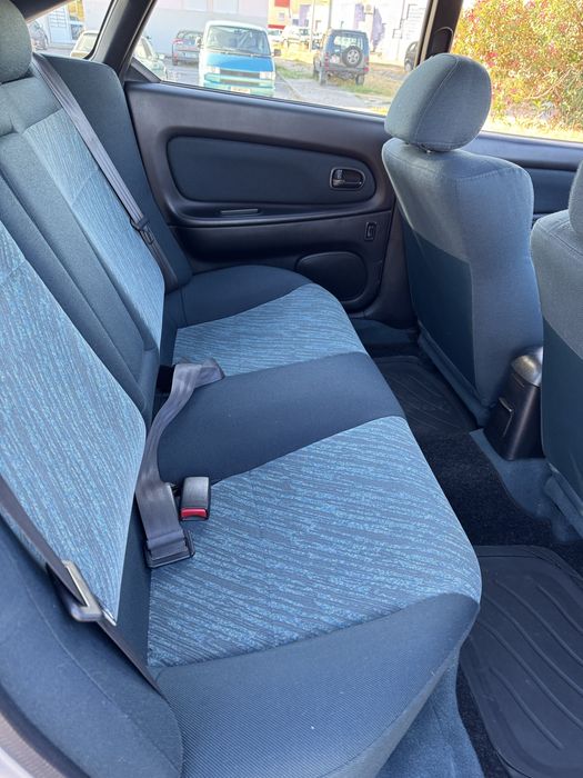 Mazda 323 F 2.0 V6 imaculado *RARO*