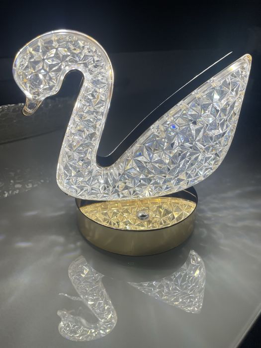 Lampka smukke led w ksztacie  labedzia