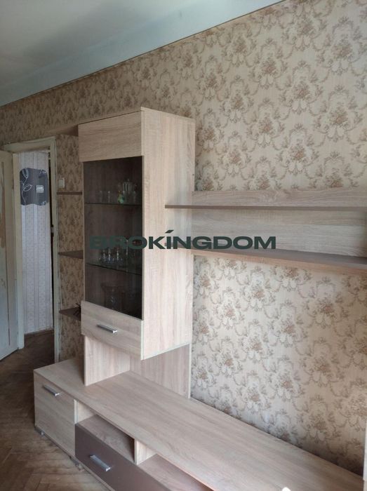 Продаж 3к квартири по вул Соломьянська 32