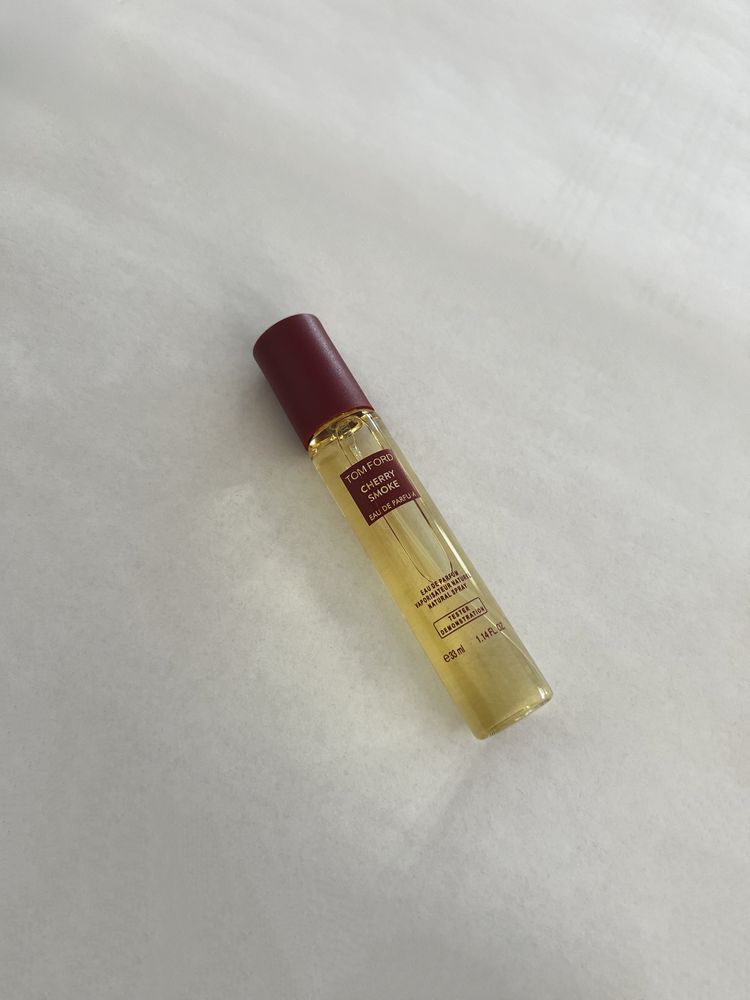 Tom Ford Smoked Cherry  30ml + DELINA 1,5ml gratis