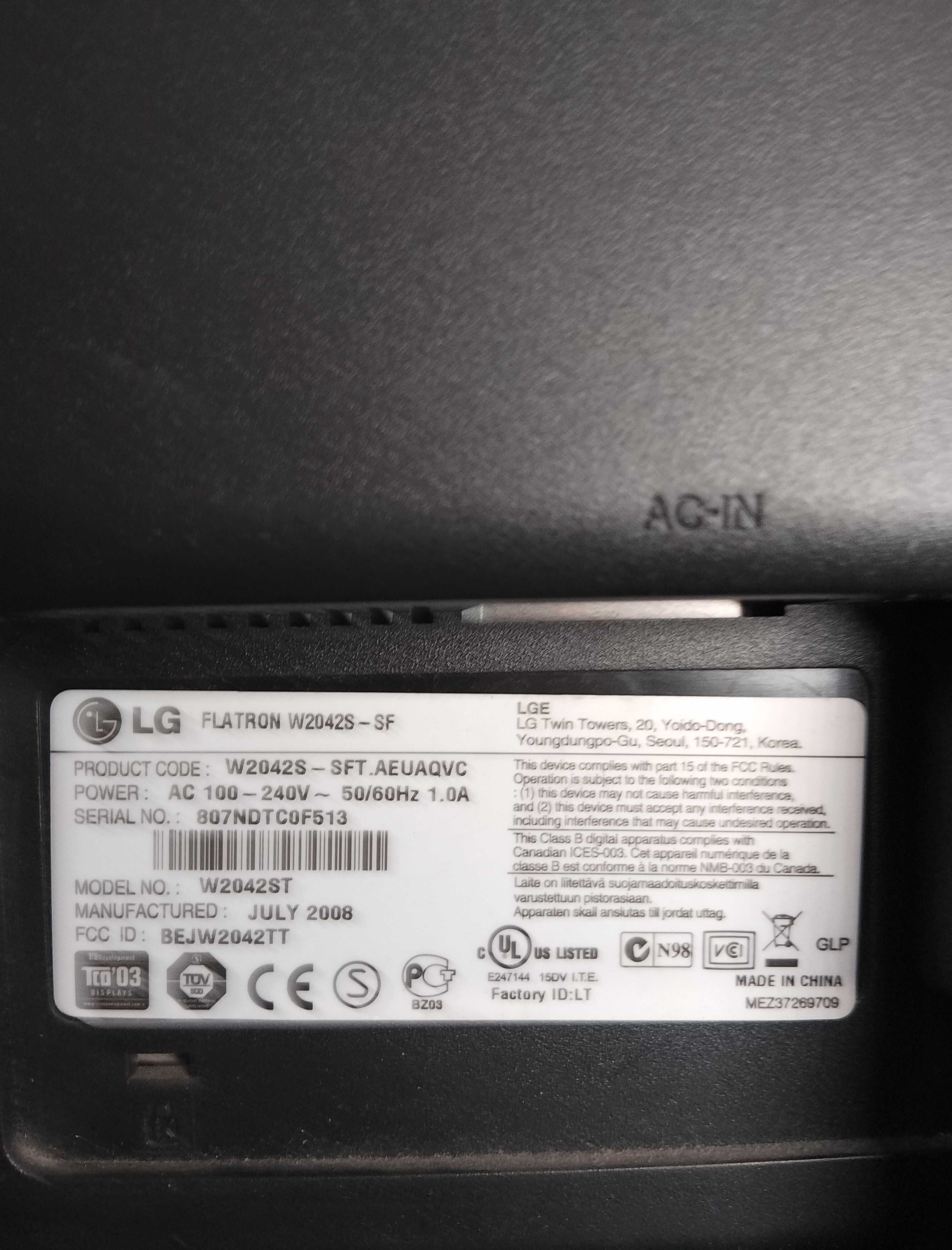 Монитор LG Flatron w2042S-sf рабочий
