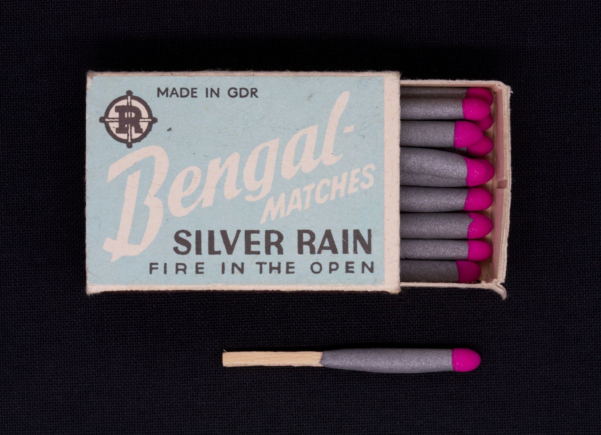 Винтажный коробок Bengal Matches ГДР бенгальские огни