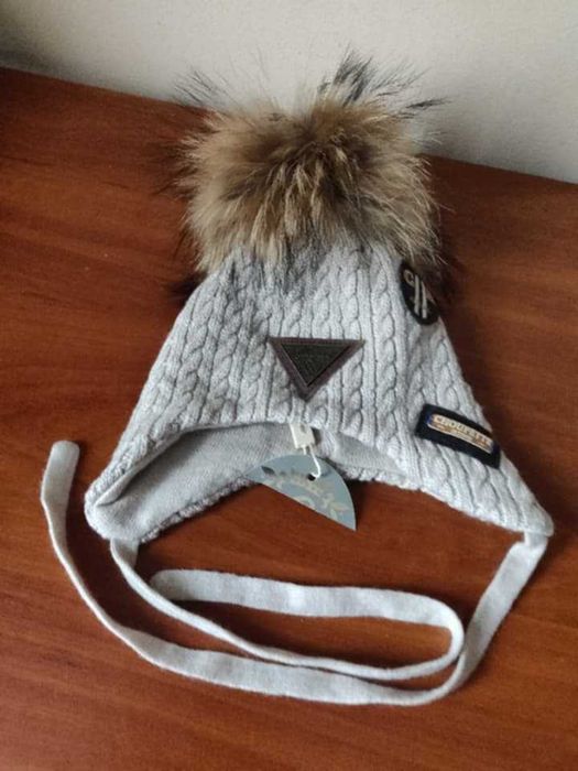 Шапка для дівчинки, двійна з помпоном,  вовна