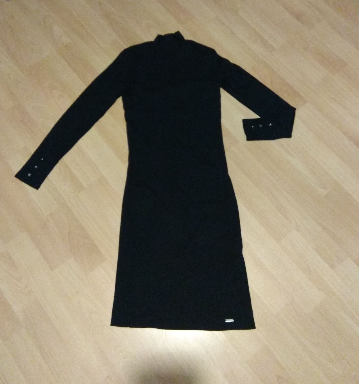 Sukienka mini czarna r. XS Mohito