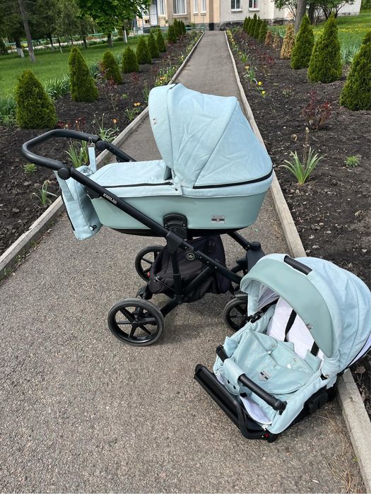 Продам коляску 2 в 1 Adamex Emilio