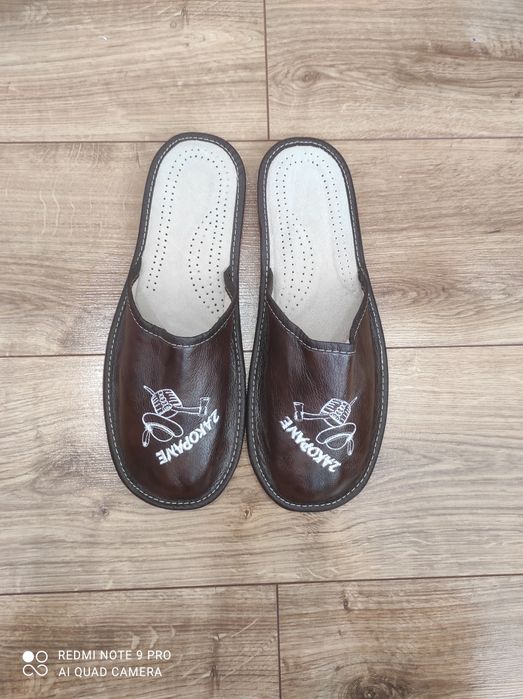 Kapcie skórzane z Zakopanego