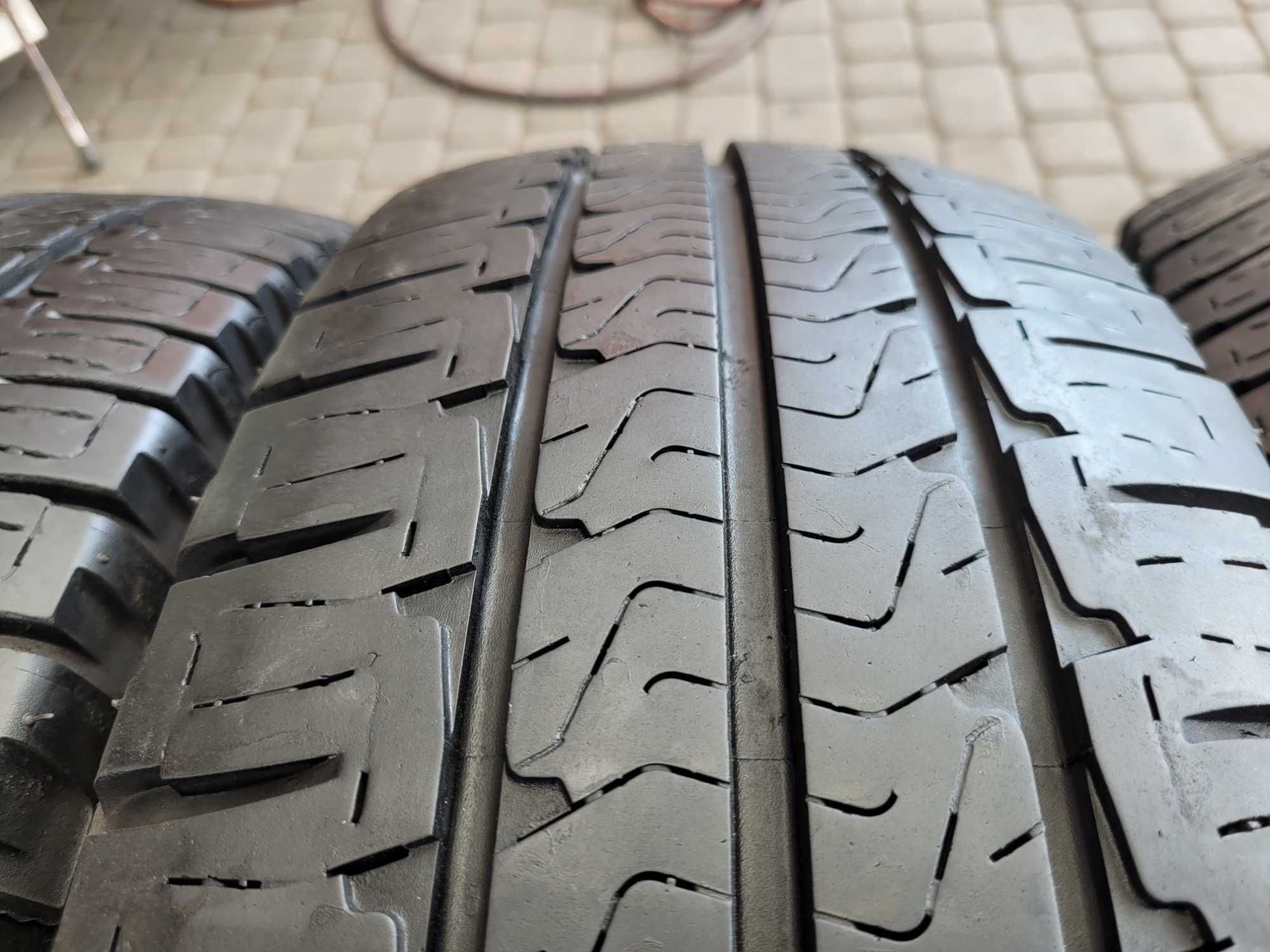 225 / 75 R 16 C    Michelin Agilis Camping