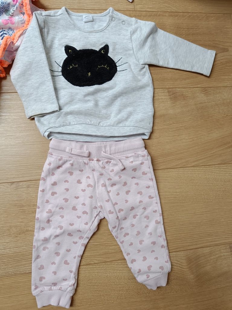Paka zestaw ubrań komplety sukienki legginsy spodnie pajace body 74 80