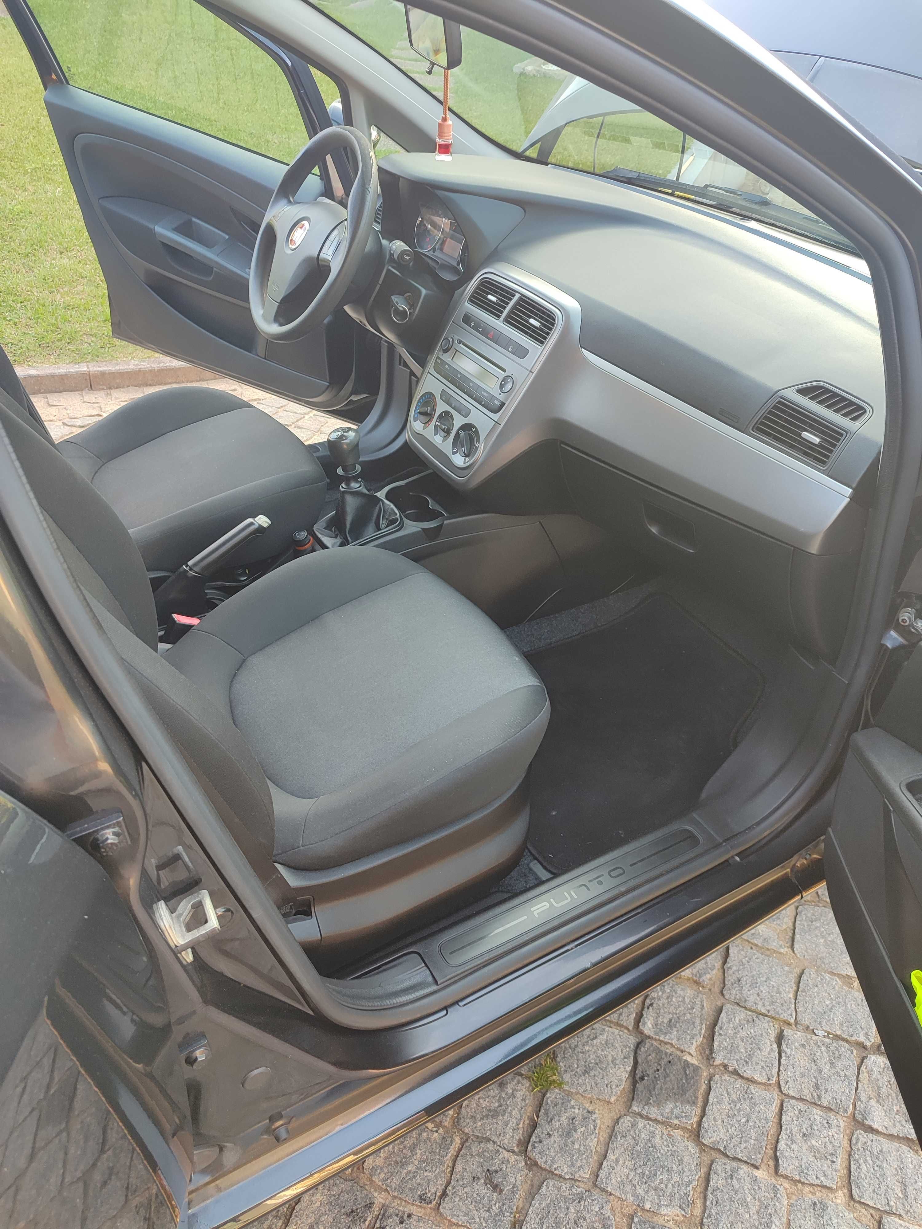 Vendo Fiat Punto 1.2 easy S&S de 2012