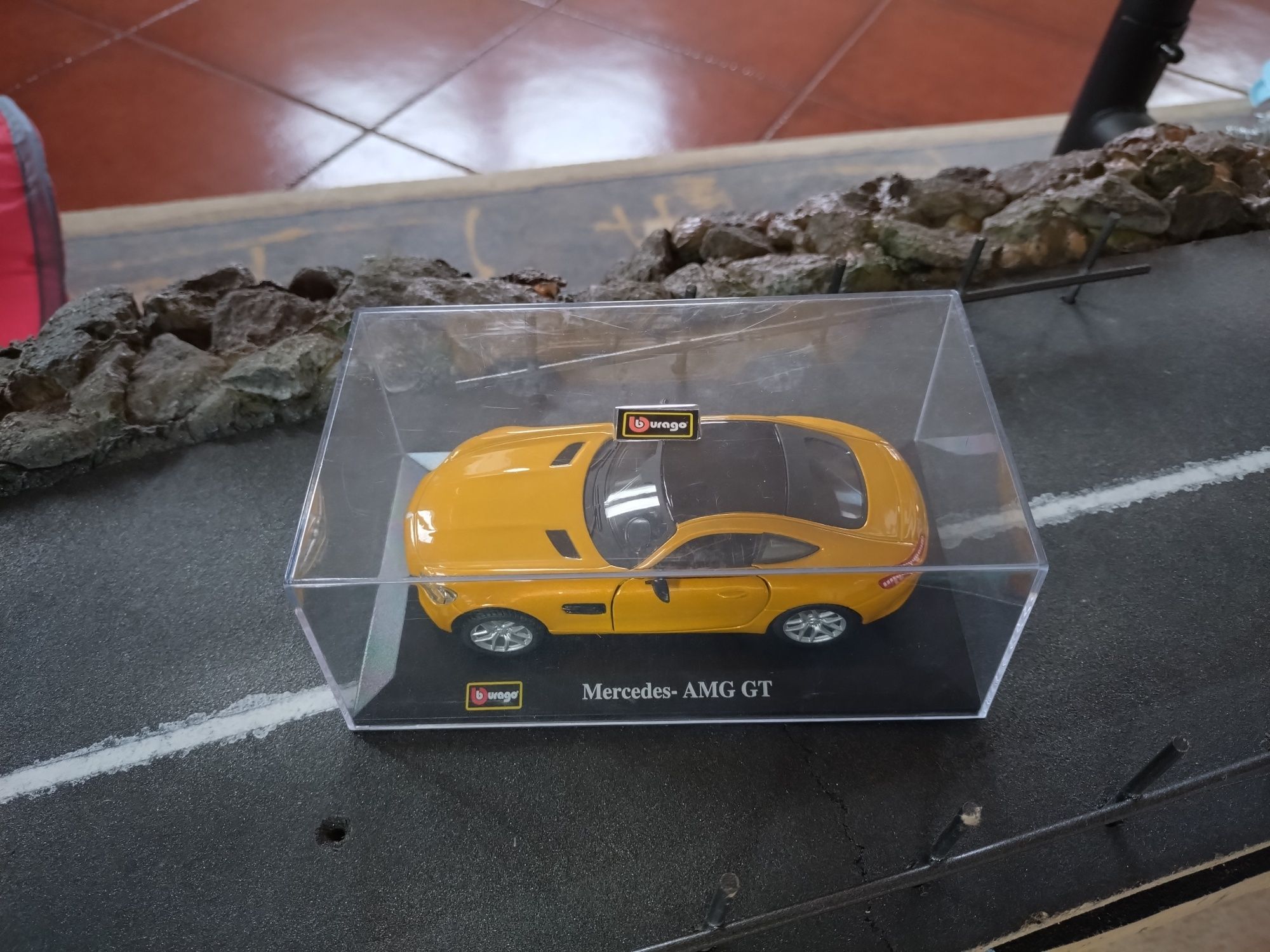 Mercedes AMG GT - Bburago 1/32