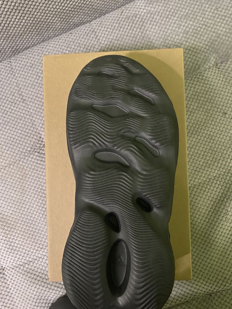 Yeezy Foam Runner Onyx 46