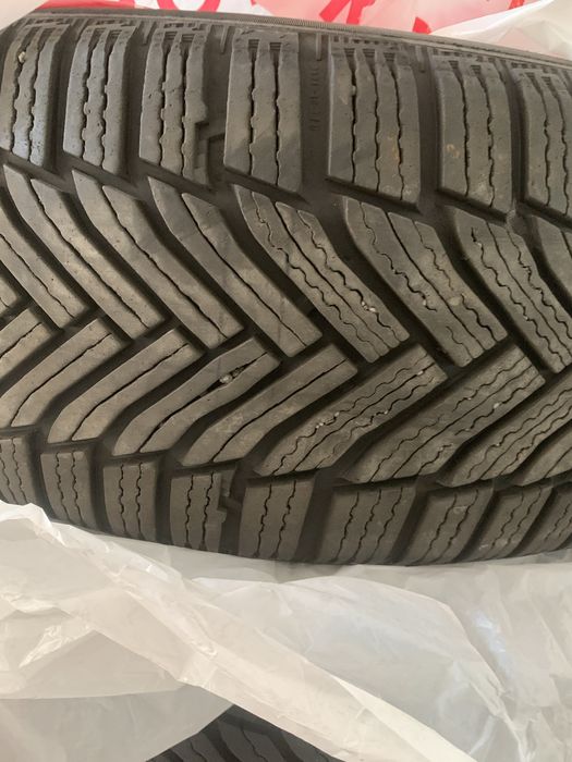 Michelin Alpin 6 215/60 R17 96H