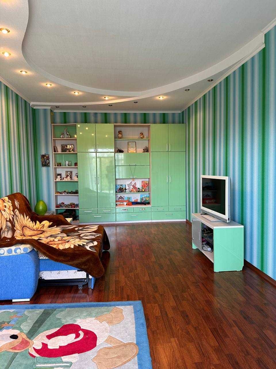 Продам будинок вул. 55 р. ВЛКСМ вул. Пластівська Ремонт Без коміссії