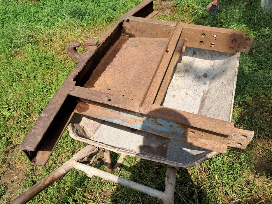 Бампер рамка трактора т-40