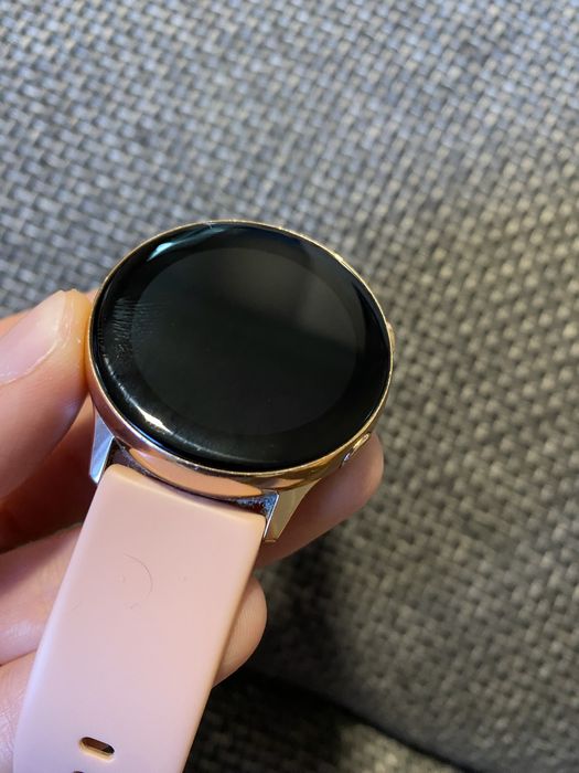 Samsung Galaxy Watch Active z 3 paskami i ładowarką