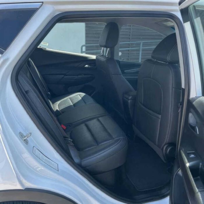 Chevrolet Bolt EV 2LT      2023