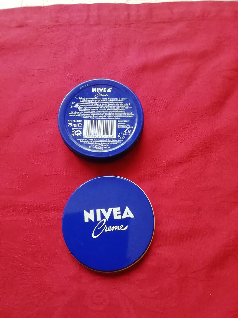 Lata Nivea, vazia