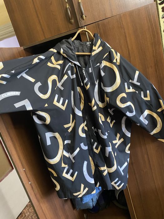 Вітровка жіноча. Великий розмір 70