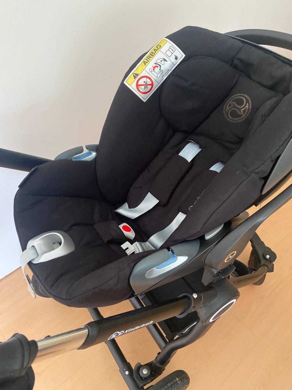 Cybex Cloud Z i-Size preto