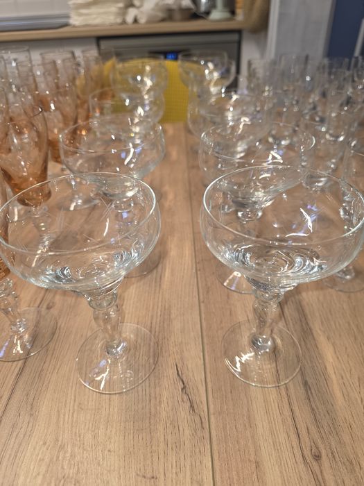 Serviço de cristal como novo