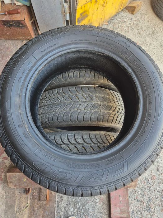 Продам зимові шини Debica Frigo 2  195/60 R15 
Як обрати