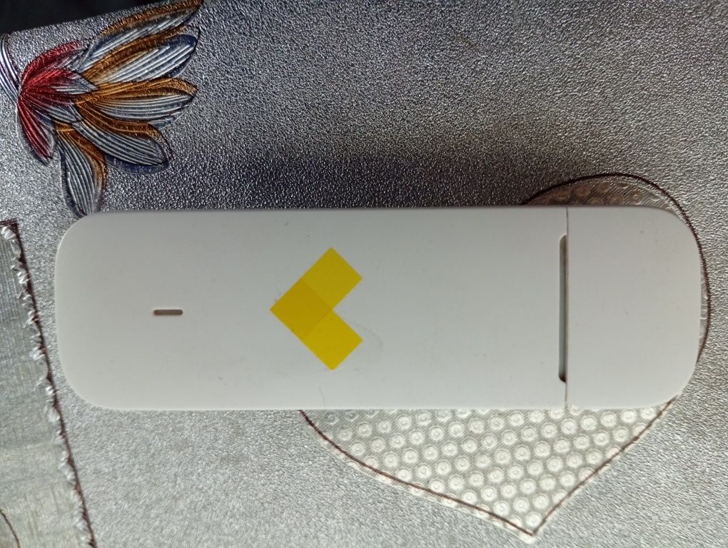 Huawei e3372 для сімкарти/флешки